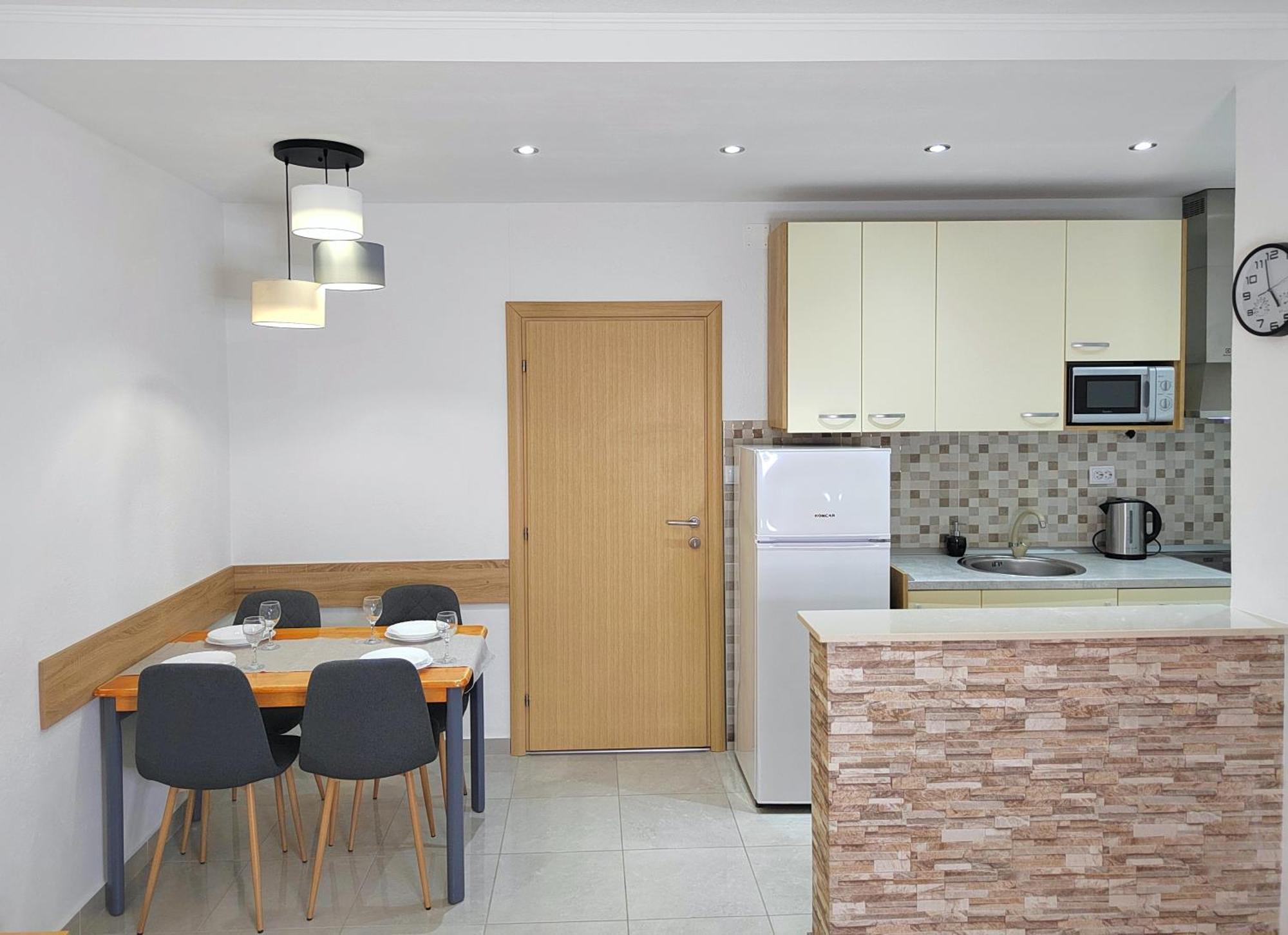 Apartmani Buljubasic Baška Voda Exterior foto